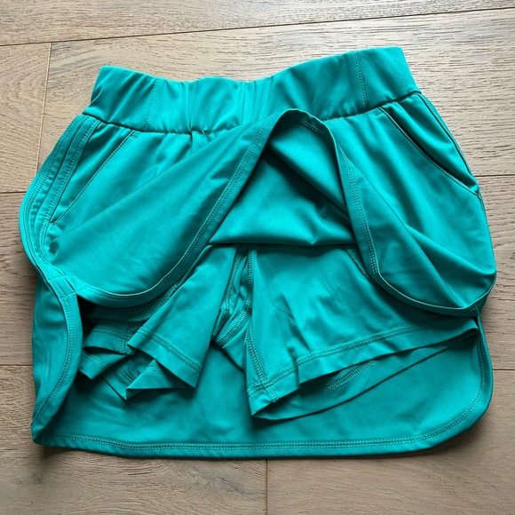 Columbia Skort Sport Skirt - Picture 2 of 4